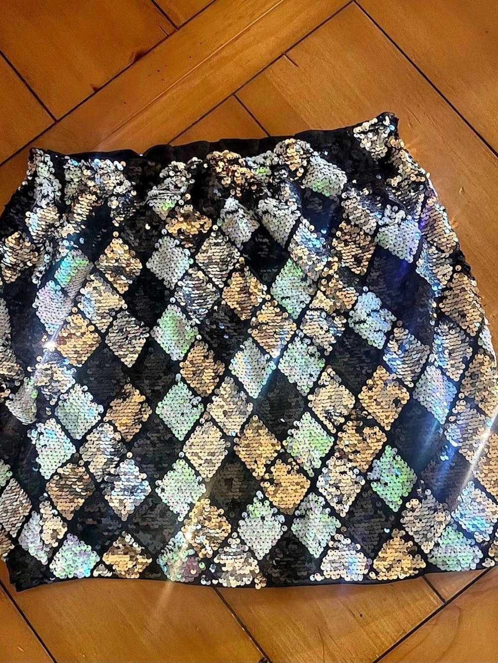 SHEIN Sequin Mini Skirt in Black & Gold Size Medium
